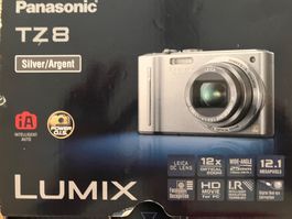 Panasonic Lumix DMC-TZ8 Digitalkamera Silber neuwertig...