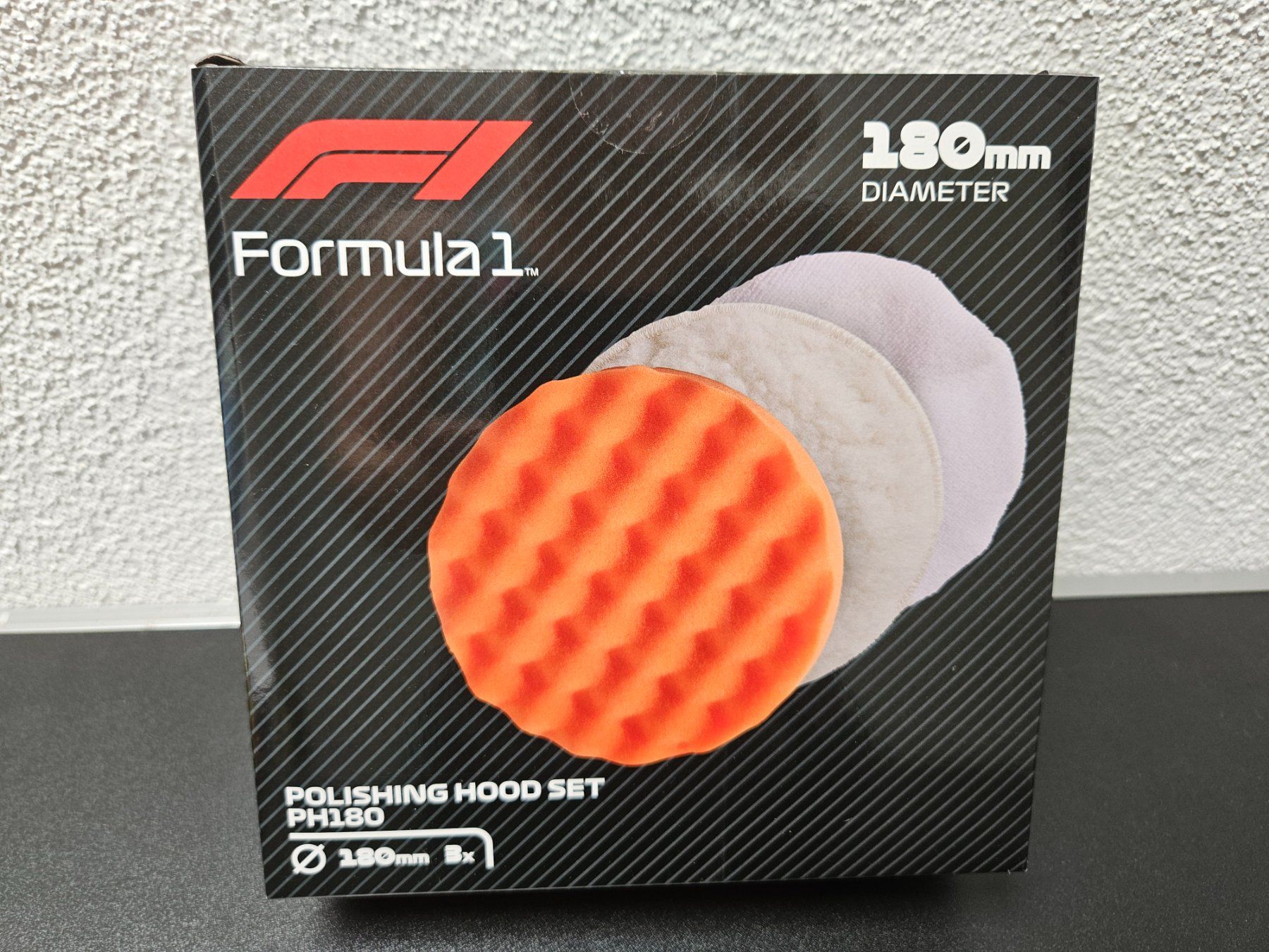 Prodotti di pulizia: Neu - Formula 1 - Polierhauben-Set 3tlg – Nuovo e nell'imballaggio originale da Dagmersellen venduto da Jarsetz_Restposten 1
