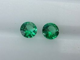 SMARAGD Pair  bläulich/grün  rund   2.75mm   Ural / Sibirien
