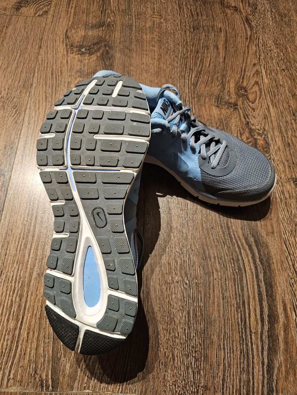 Nike Scarpe da uomo: Baskets sport Nike – Usato da Châtel-St-Denis venduto da melaimelai 2