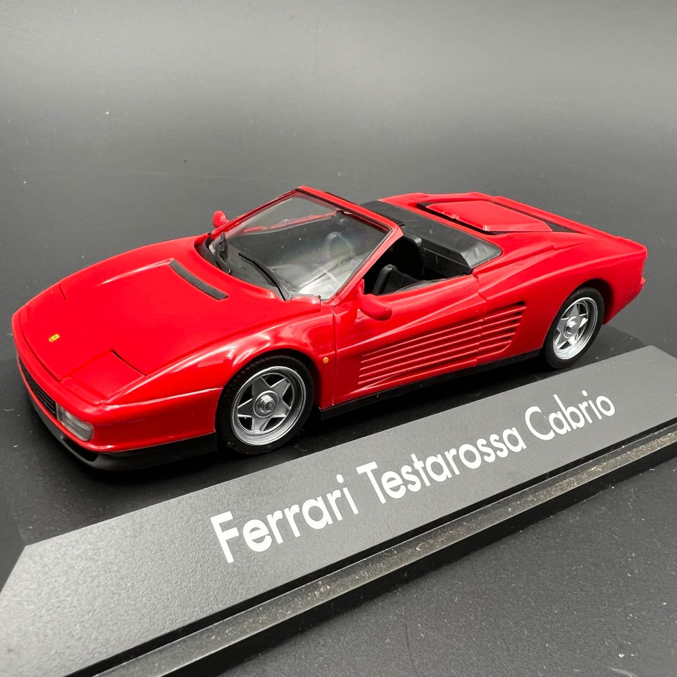Herpa Modellini d'auto: Ferrari Testarossa Cabrio Vitrinenmodell ohne OVP – Usato da Häusernmoos venduto da adlerfedern 3