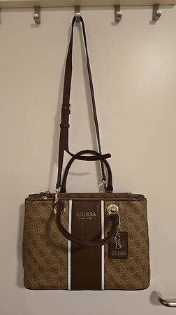 Ganz neue Guess Tasche