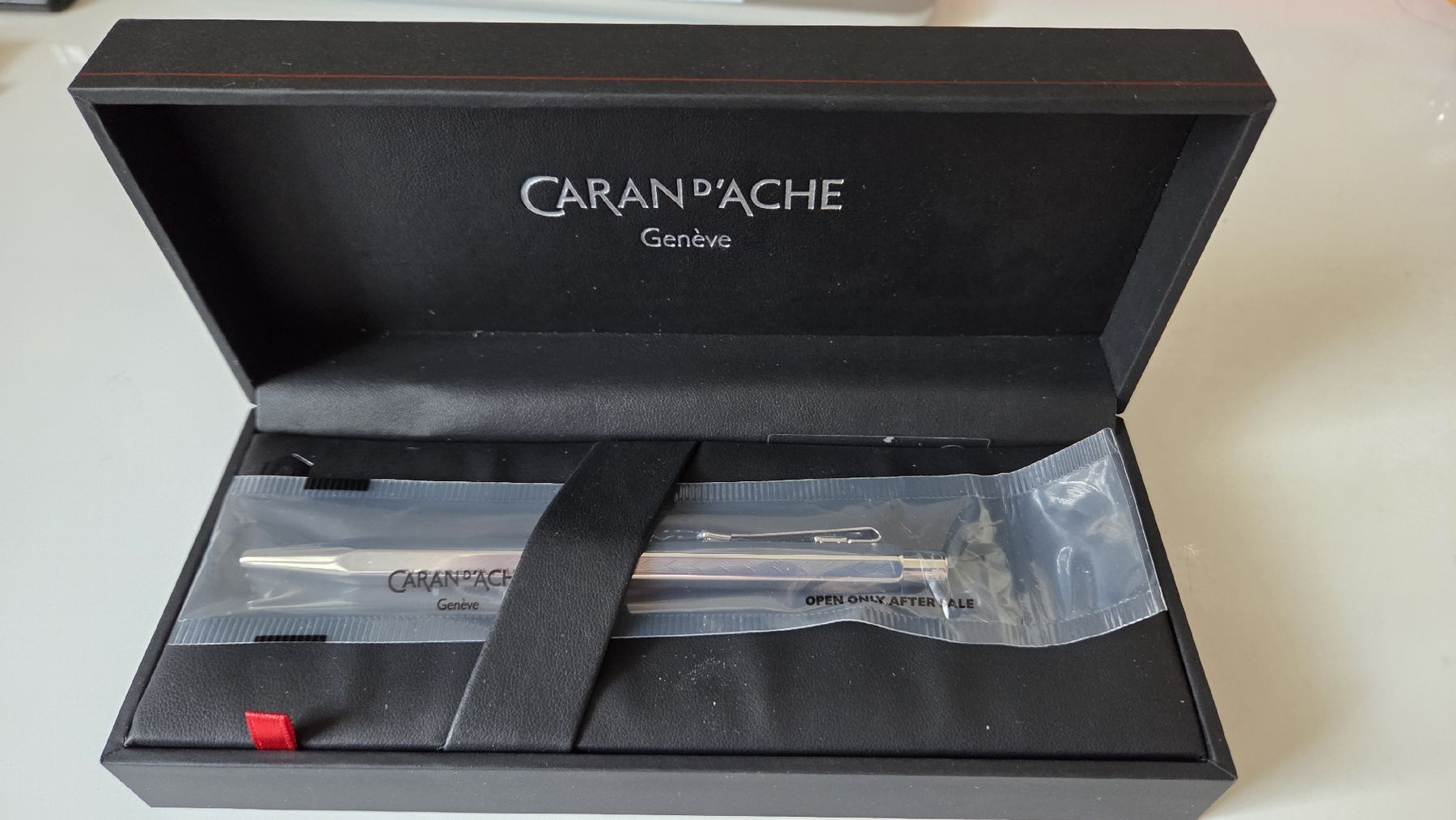 Caran D'Ache Stifte & Marker: Caran d'Ache Kugelschreiber Ecridor – Neu und originalverpackt aus Münchenstein von Piccolo013