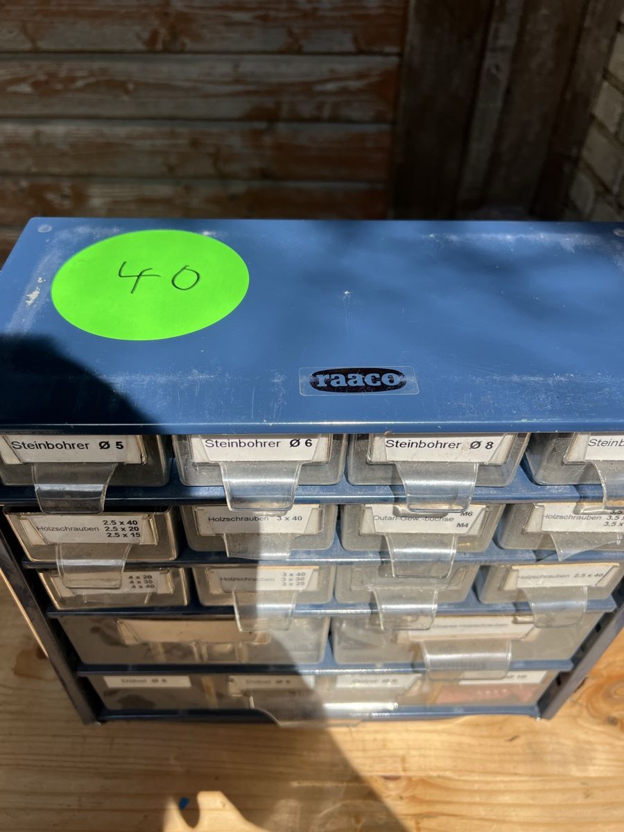 Raaco Tous les outils: Raaco Sortiment Blech Box Schrauben Dübel  – D'occasion à Neuenhof par Willi111 1
