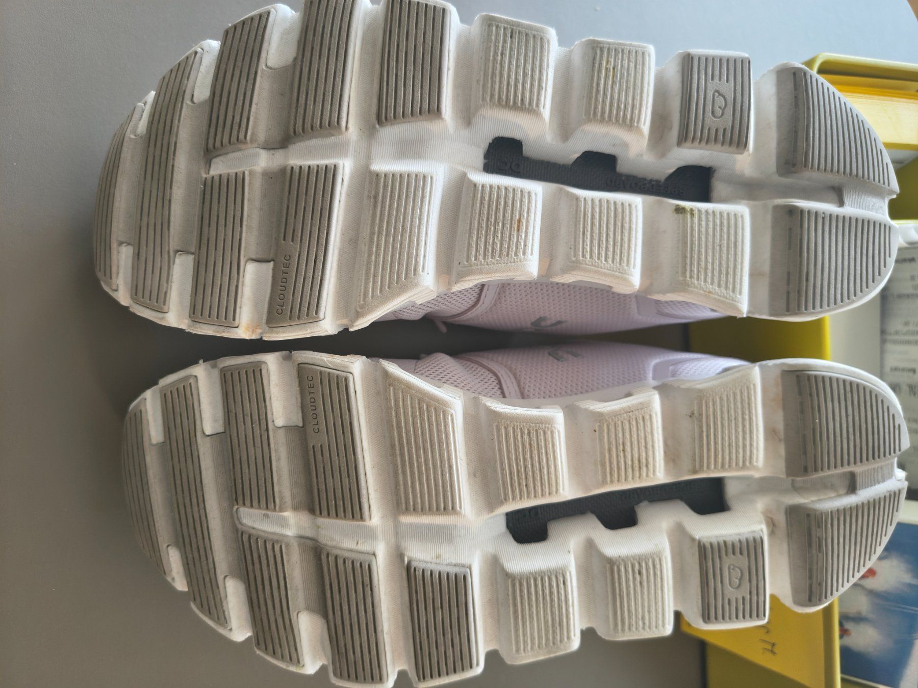 On Scarpe da donna: Neuwertig ON Cloud Damenschuh Gr.37 – Nuovo (secondo la descrizione) da Murg venduto da Micheli69 3
