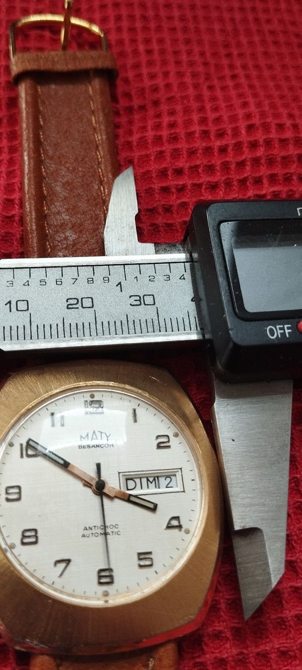 Orologi: montre Maty Besançon automatique – Usato da La Chaux-de-Fonds venduto da jac_9llg 6