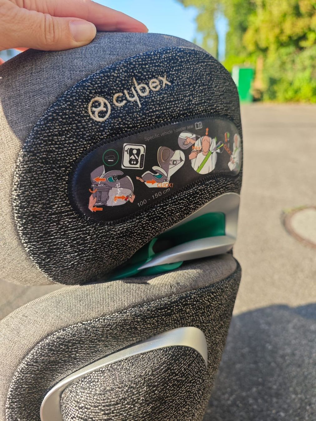 Cybex Sièges auto: Cybex Kindersitz Solution Z-i-Fix+ 100-150cm dunkelgrau – D'occasion à Steinach par andrea_b_m_2026 1