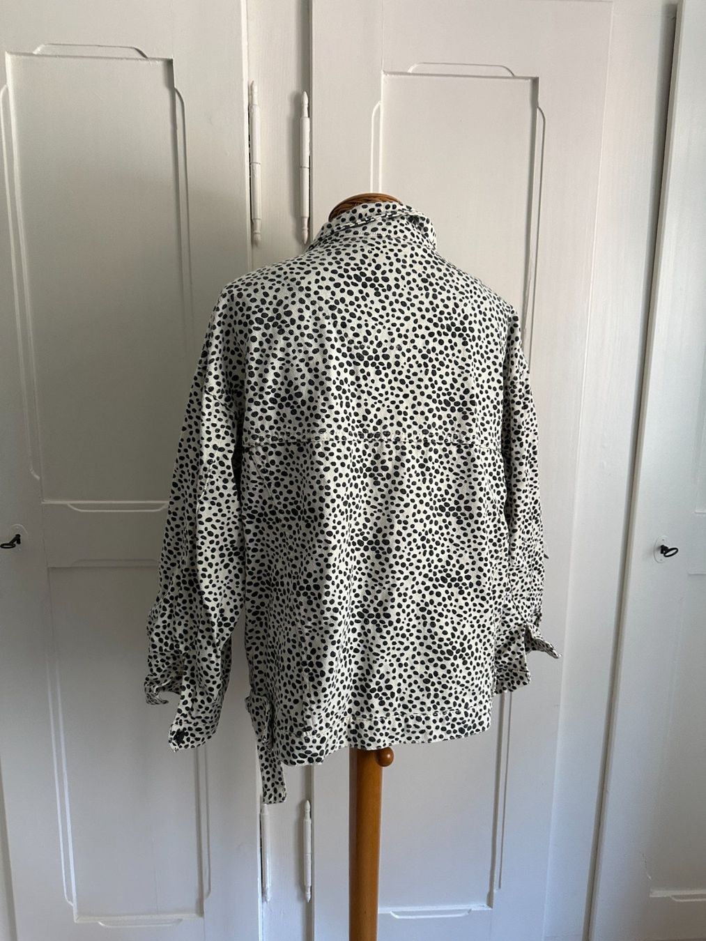 Giacche: THS - Jeansjacke offweiss-schwarz M – Usato da Zürich venduto da Diazaio 2