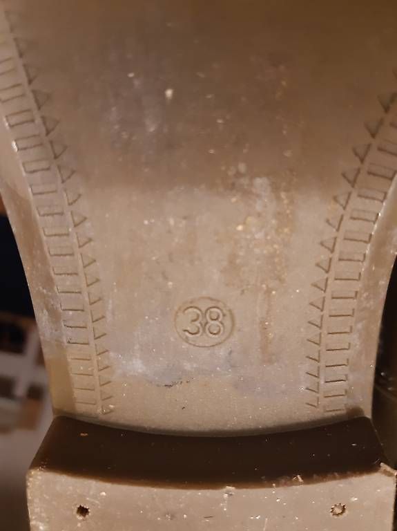 Damenschuhe: Regenstiefel Gr 38 – Gebraucht aus Zürich von vladm 1