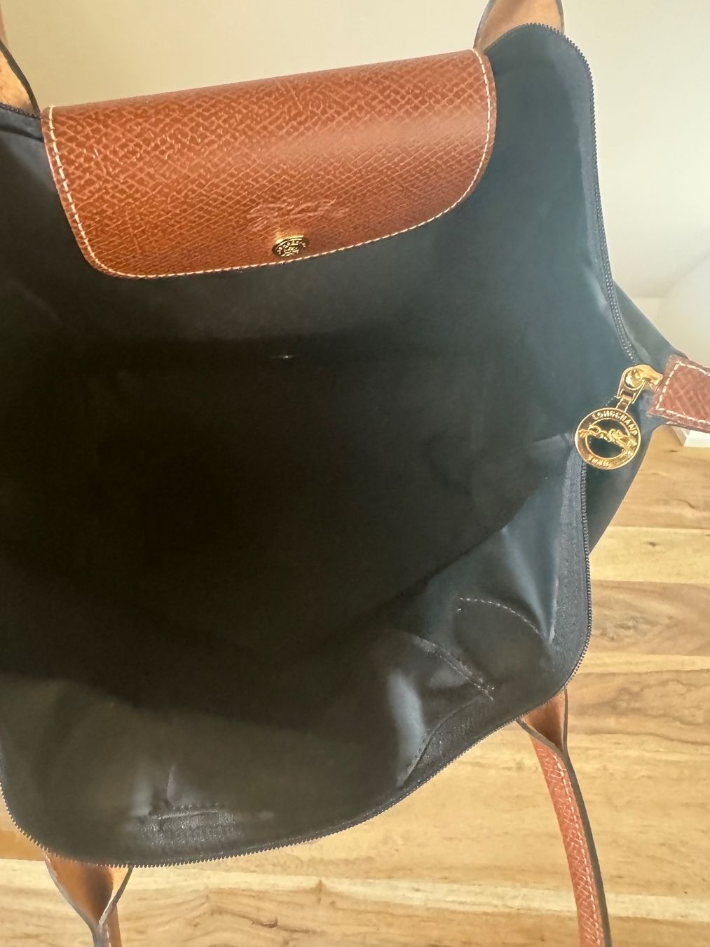 Longchamp Taschen für Damen: Handtasche Longchamp / schwarz NEU!!! – Neu und originalverpackt aus Thun von kth_ng29 6