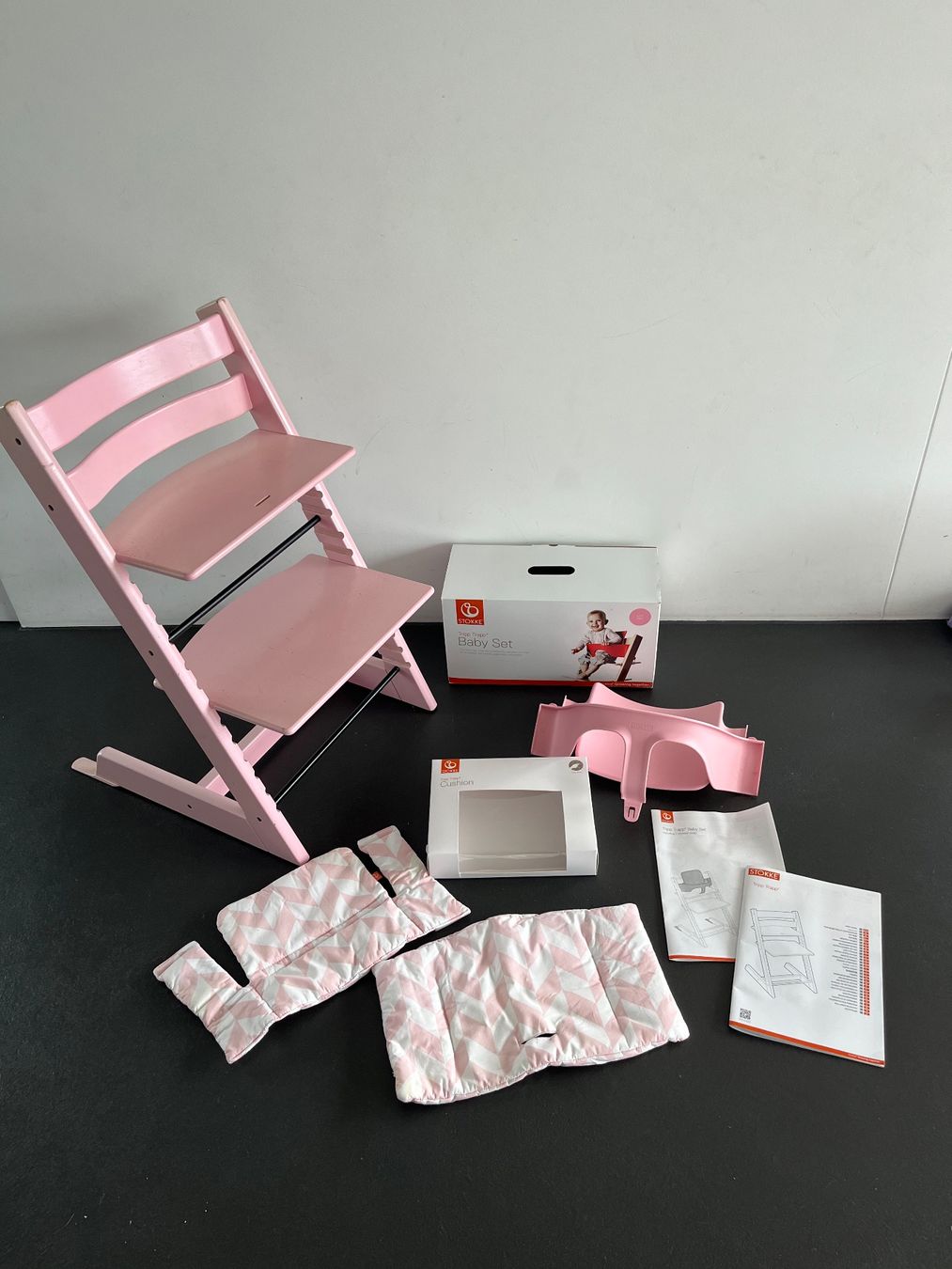 Stokke Seggioloni: TRIPP TRAPP Komplett-Set rosa – Usato da Zollikofen venduto da spunk65 1