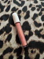 Rare Beauty Lipgloss
