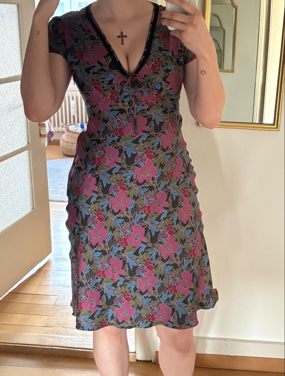 Laura Ashley Vestiti: Sommer Kleid Blumen Vintage, 36, Seide – Usato da Basel venduto da len_w7hr