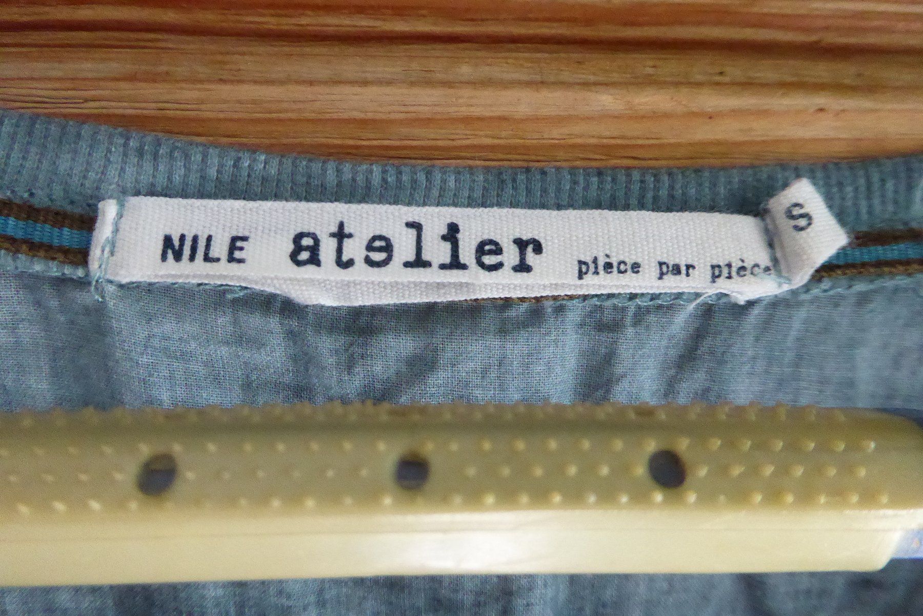 Nile Maglioni & Felpe: Sweatshirt Gr M Nile – Usato da Sargans venduto da Benziner 3