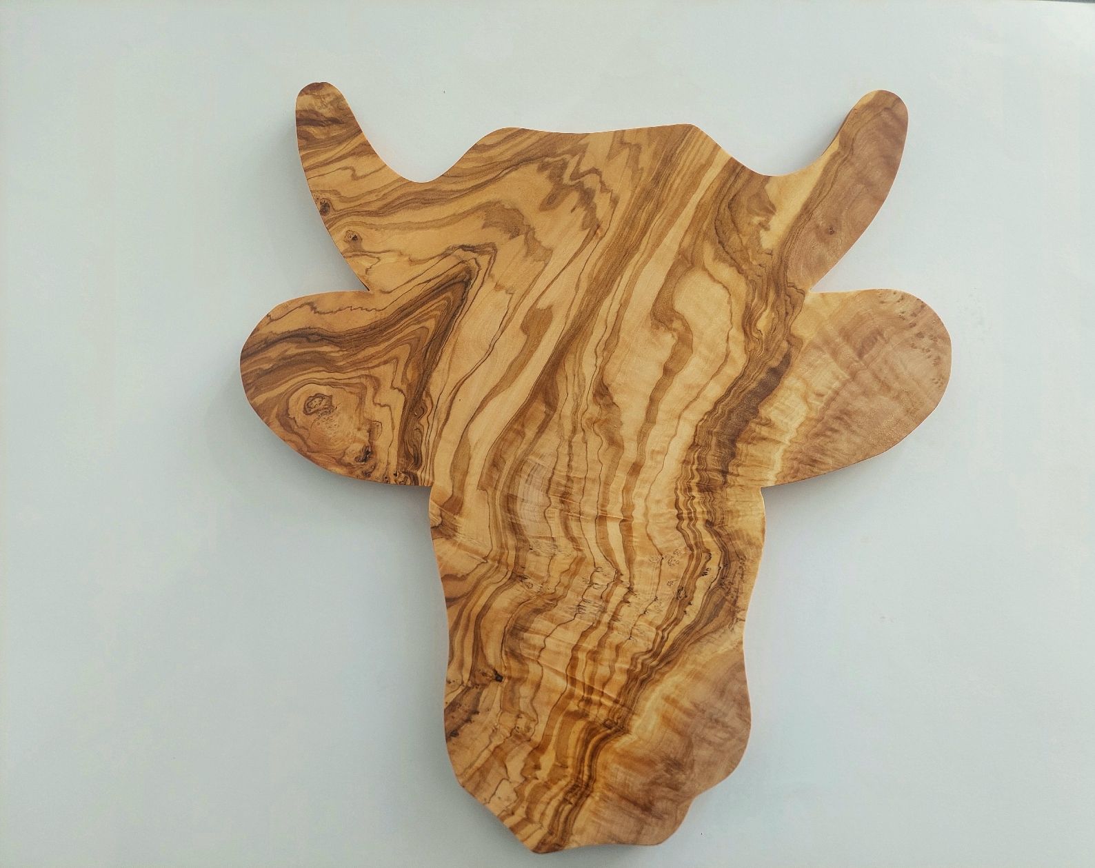 Articoli in legno: Olivenholz Brett in Kuhform – Nuovo e nell'imballaggio originale da Hüntwangen venduto da Elyha 1