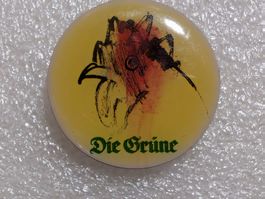 Ansteckpin 214: Die Grüne