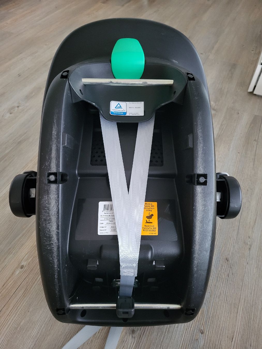 Maxi-Cosi Seggiolini per auto: Maxi-Cosi Pebble 360 Babyschale Essengreen – Usato da Biglen venduto da Ixya69 2