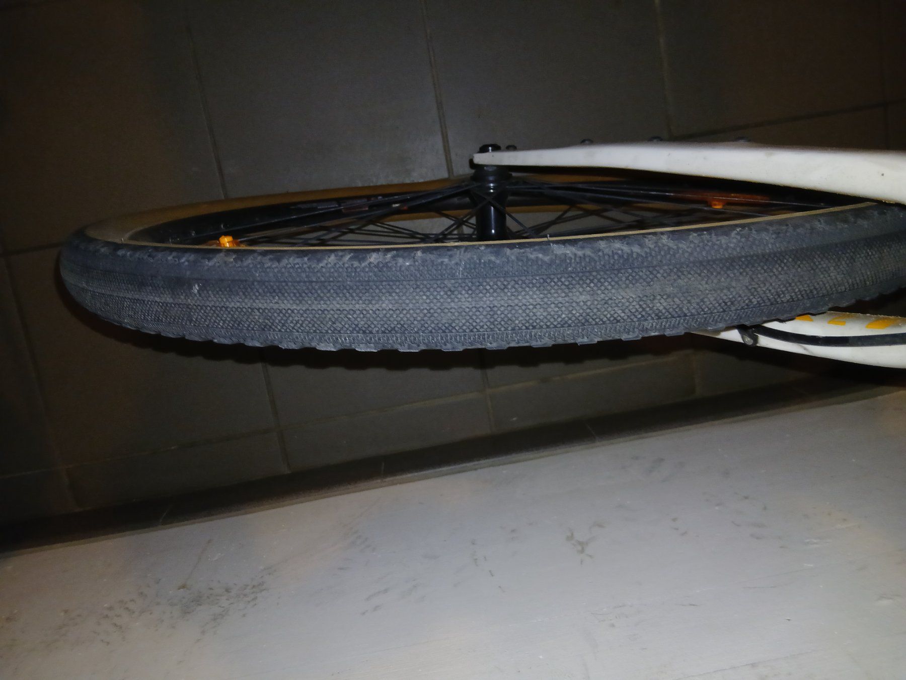 Biciclette: kona rove nrb 2023 – Usato da La Chaux-de-Fonds venduto da ela_9wv7 3