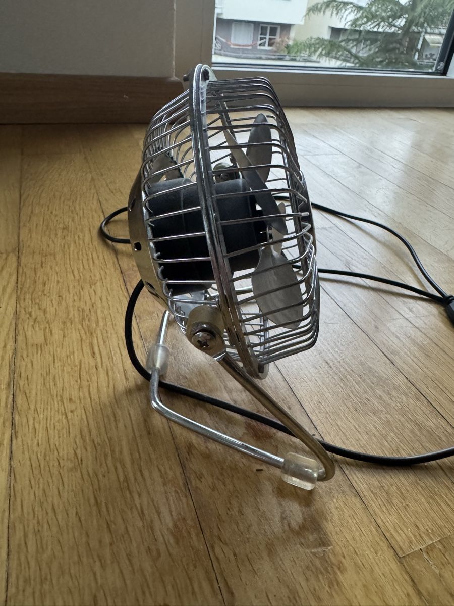 Migros Ventilatoren: Kleiner USB-Ventilator mit Chromgehäuse – Gebraucht aus Zug von arlettek_ 2
