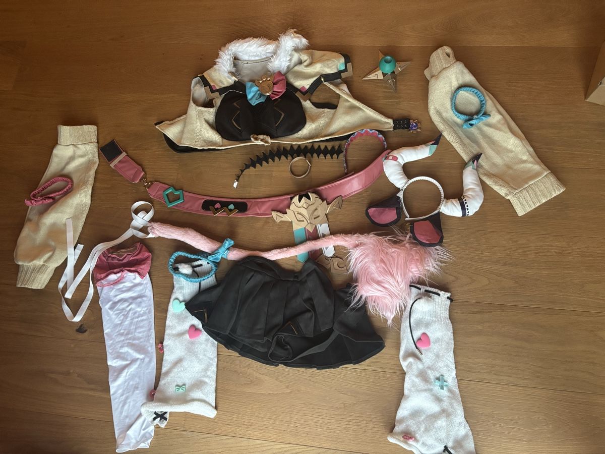 Costumi: DokiDoki R Varesa second hand cosplay – Usato da Altstätten SG venduto da sor_dn8h