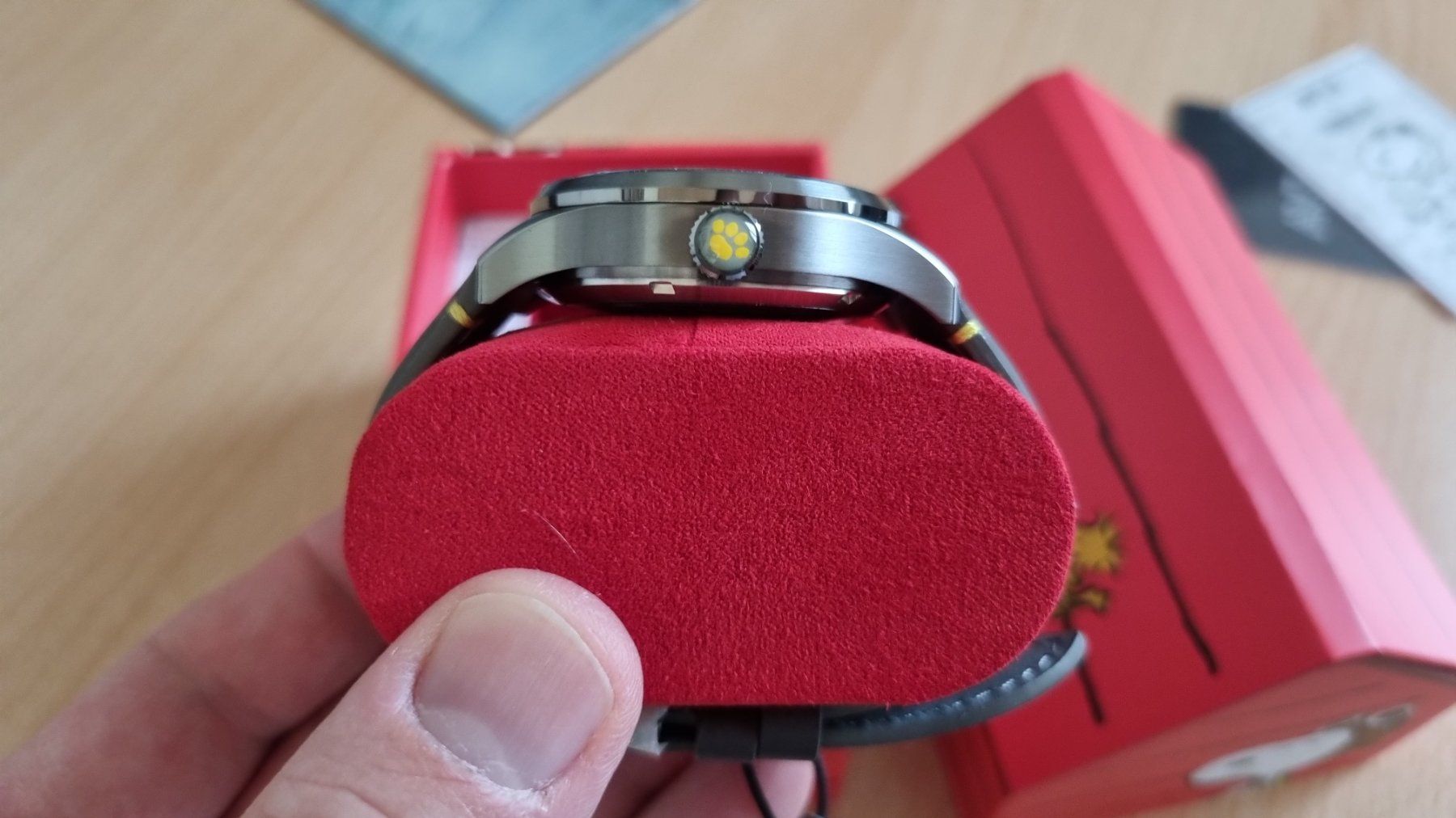 AVI-8 Orologi: AVI-8 x Peanuts Limited Edition – Nuovo e nell'imballaggio originale da Lüsslingen venduto da Antalos 1