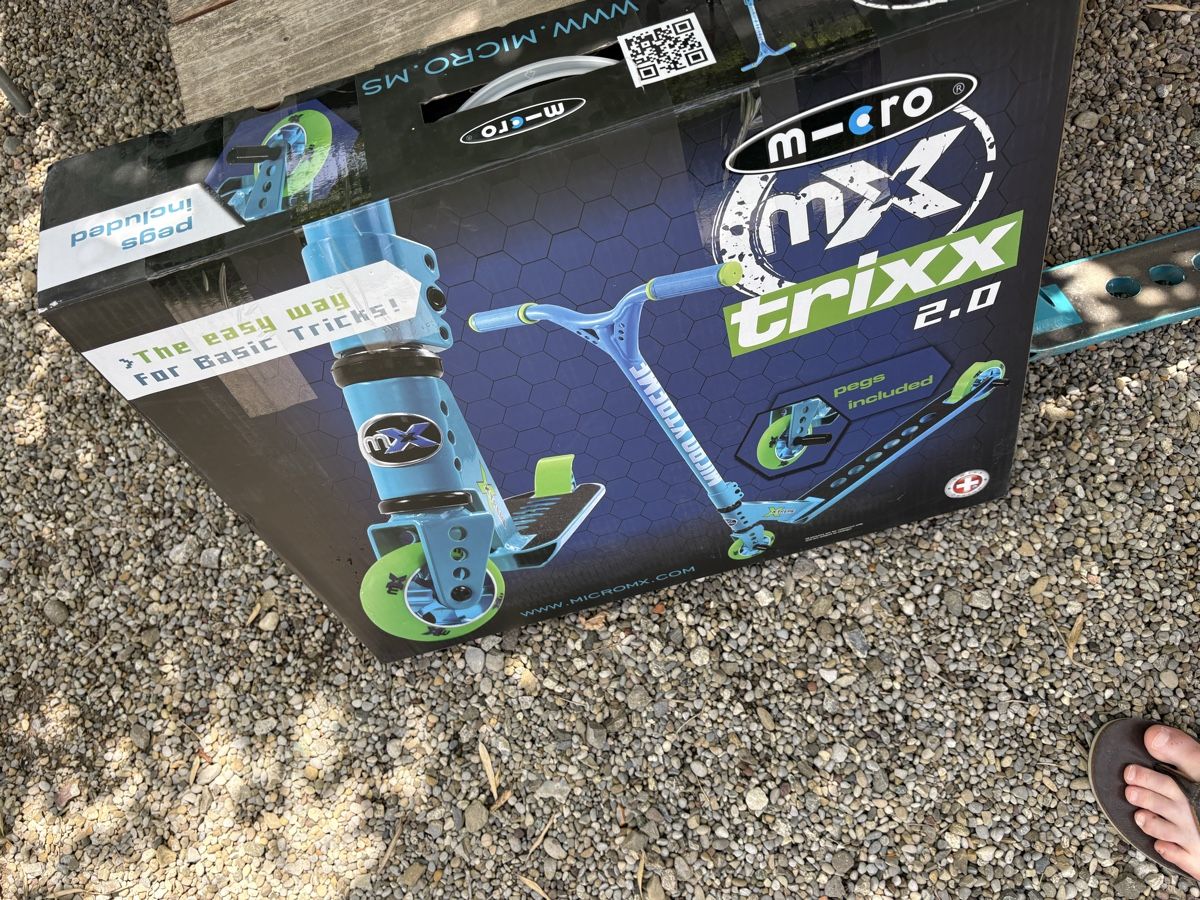 Micro Kickboard: Micro MX Trixx 2.0 Stunt-Scooter – Usato da Winterthur venduto da Teflonbrauer 3
