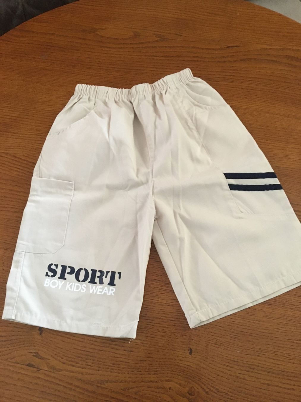 Hosen: Bermuda garçon – Gebraucht aus Montsevelier von Batson
