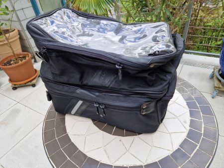 Grosser Held Heros Magnet Tankrucksack, guter Zustand