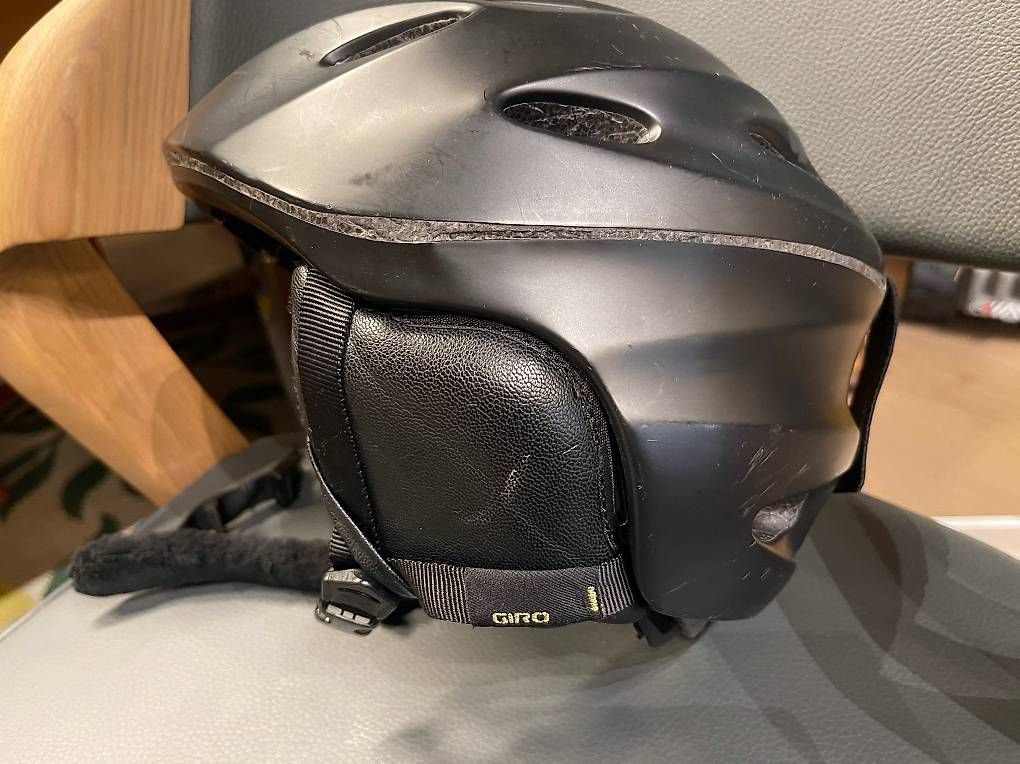 Caschi: Skihelm Damen Giro – Usato da Rieden SG venduto da Yogu 1