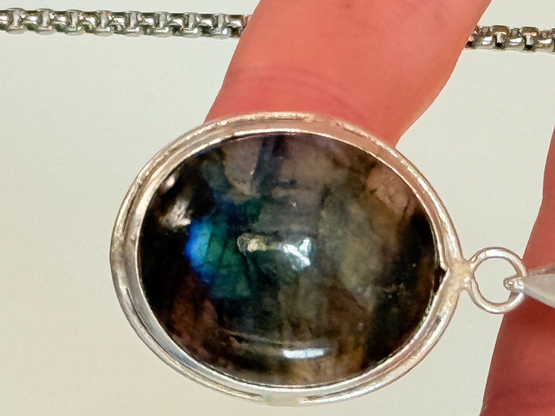 Catenine: Collier Labradorite✨ Pendentif Unique – Nuovo e nell'imballaggio originale da Genève venduto da AGBERG 7