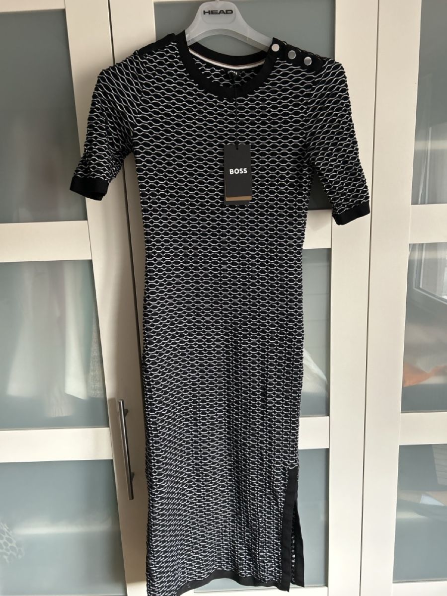 Hugo Boss Kleider: Boss Kleis S – Neu und originalverpackt aus Oberdorf BL von Luka02