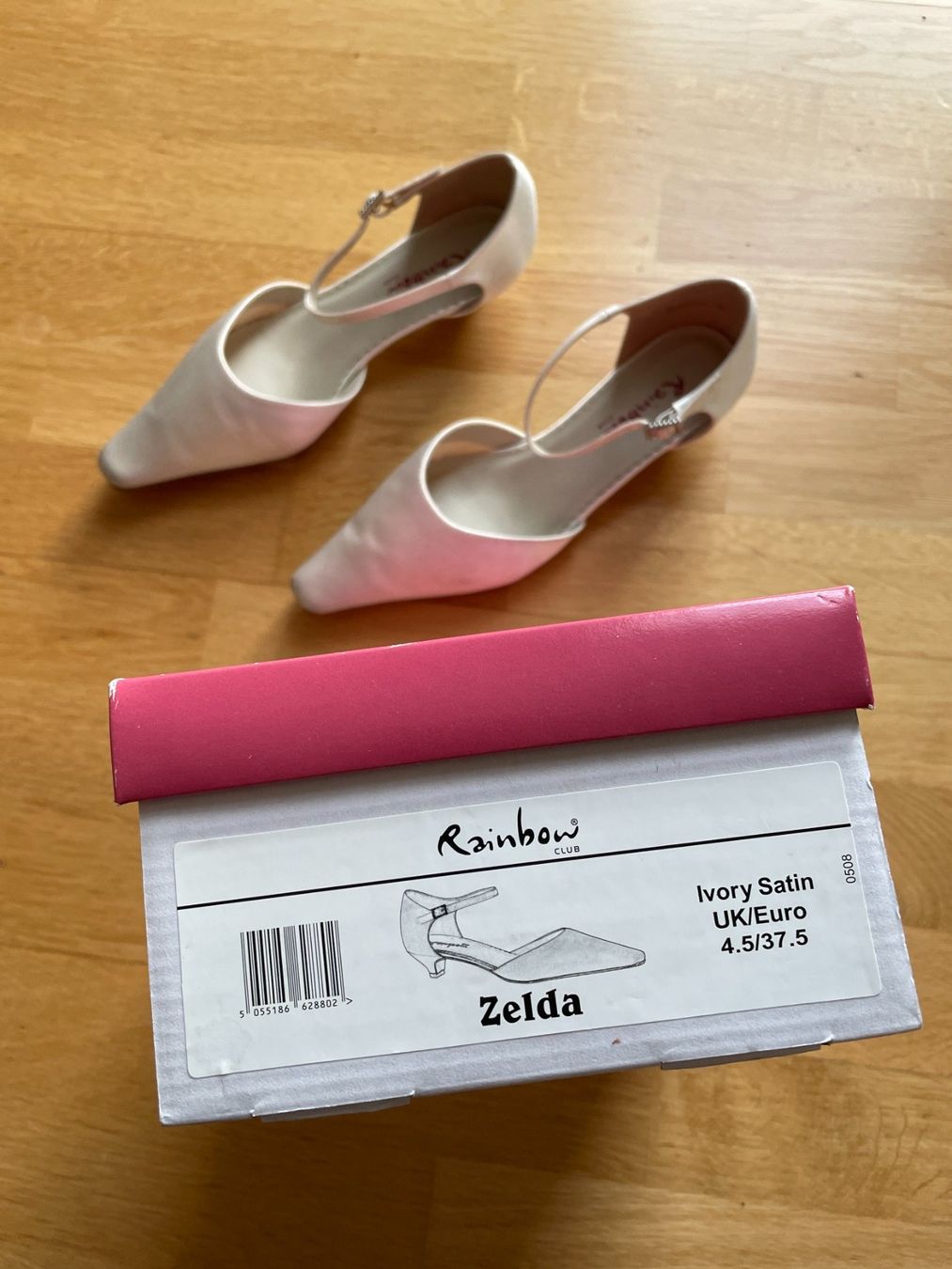 Scarpe da donna: Satin Brautschuhe der Marke Rainbow – Usato da Greifensee venduto da guteangebote 2
