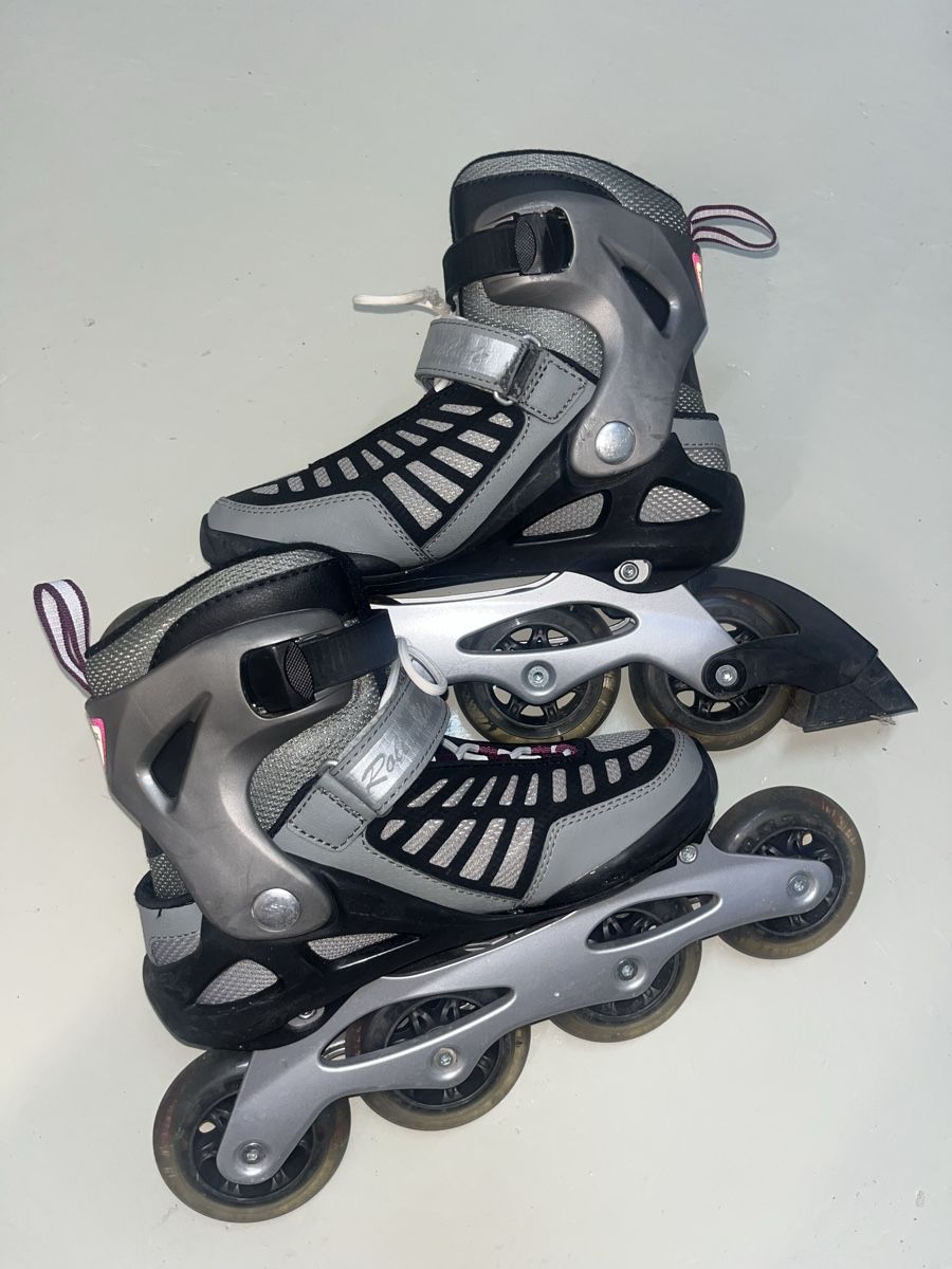 Patins à roul. & inline: Inline Skates ROLLERBLADE Gr. 37 – D'occasion à Rümikon AG par Tati72