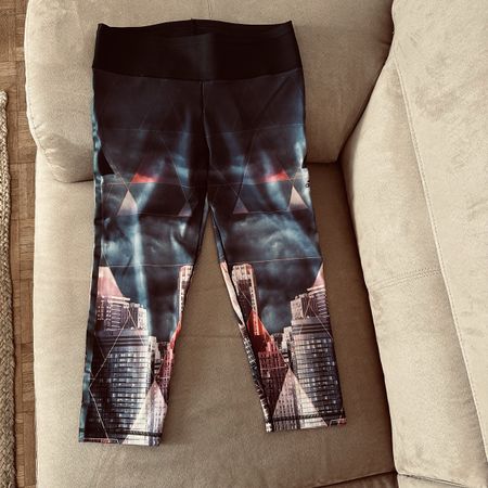 Leggings sportivi Adidas fantasia urbana taglia S