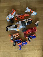 Verschiedene NERF Spielwaffen - gross & klein