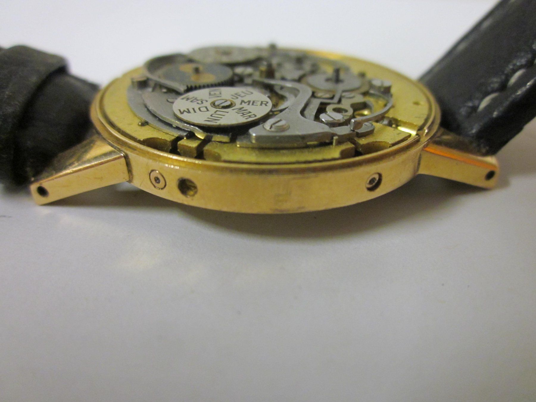 Universal Genève Uhren: UNIVERSAL GENEVE TRI COMPAX OR Chronomètre 1940 Défectueux – Defekt aus Grand-lancy von  3