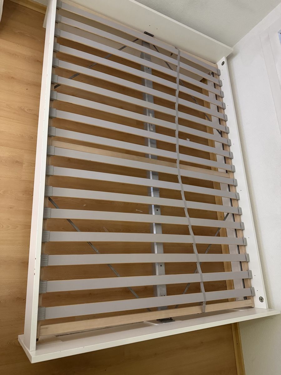 Ikea Lits: Bettgestell mit Matratze – D'occasion à Rothenburg par Schnuegel6