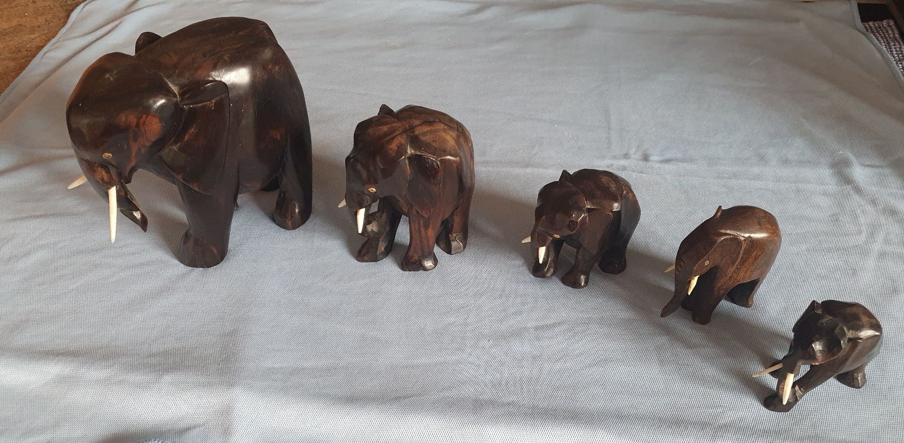 Statuette: Elefantenfamilie, 5-teilig, Holzdeko – Usato da Summaprada venduto da swiss4860 2