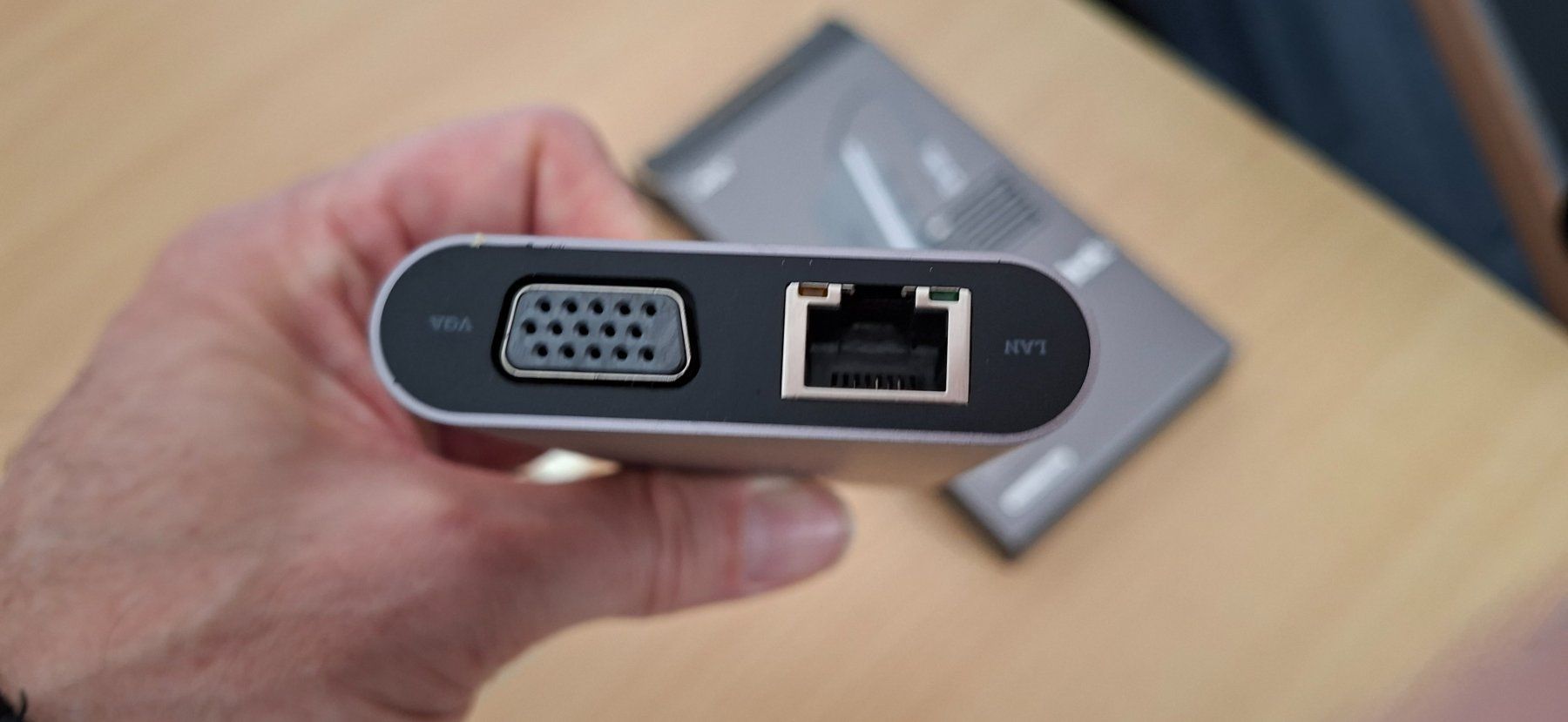 Docking station: Acer 10 port mini Dock (neu) – Nuovo e nell'imballaggio originale da Birrhard venduto da Pry 3