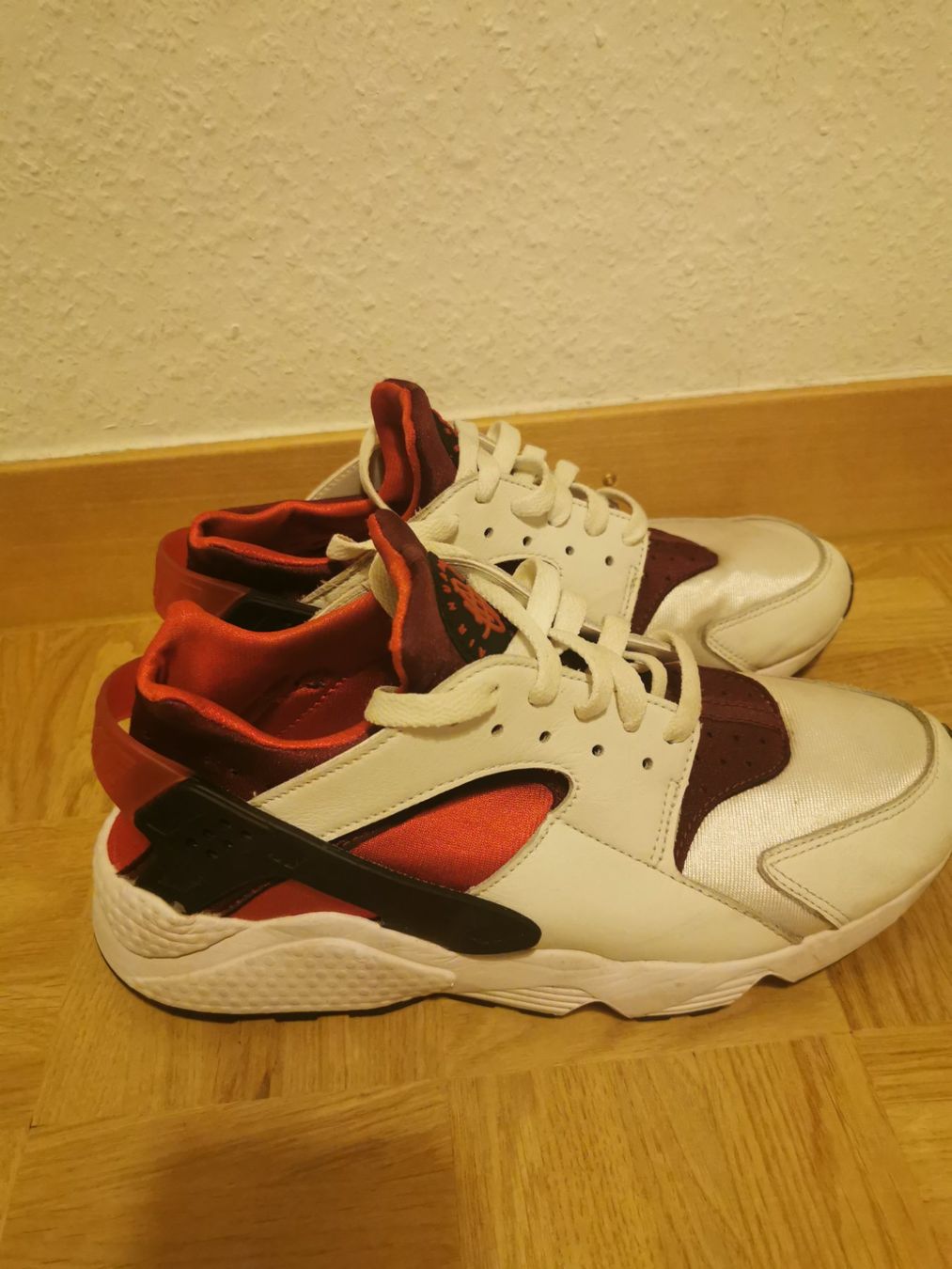 Nike Scarpe da uomo: Nike HUARACHE – Usato da Genève venduto da rescateCH 2