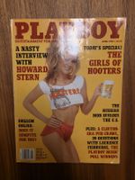 Playboy mit den legendären Hooters Girls Akt Erotik 