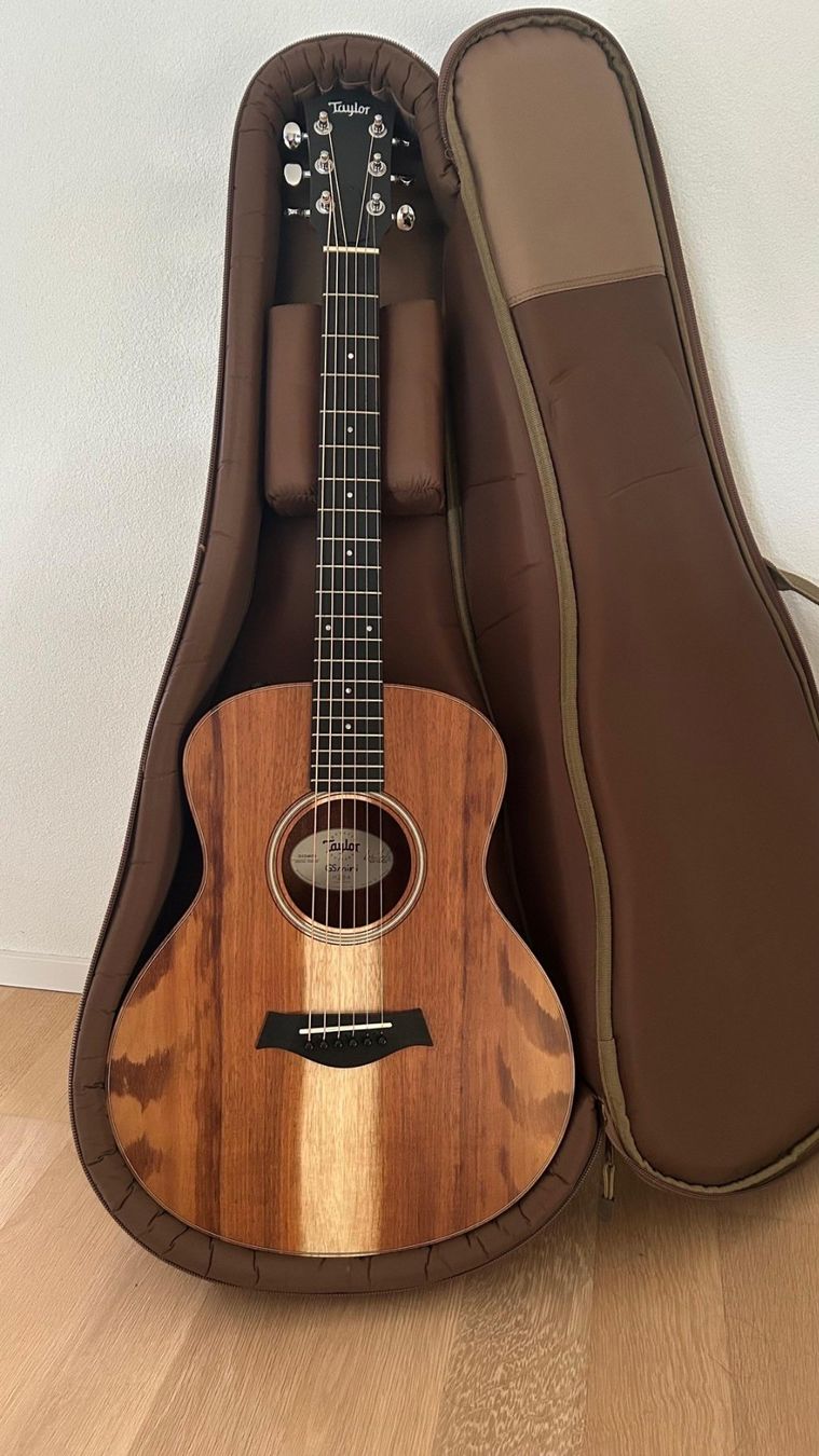Taylor Musikinstrumente: Gitarre - Taylor GS Mini-e Koa w/OGB – Neu (gemäss Beschreibung) aus Kreuzlingen von kev_fp8k