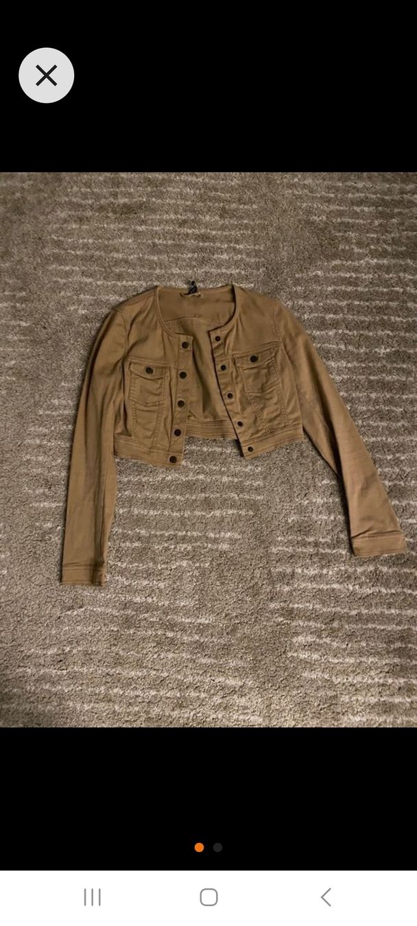 Jacken: Stylische beige Kurzjacke Gr. S – Gebraucht aus Bolligen von teqila211