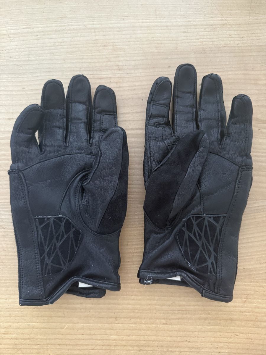 BMW Sonstige Accessoires für Herren: BMW Motorradhandschuhe Grösse 8/8.5 – Gebraucht aus Watt von 12l_wbz5 1