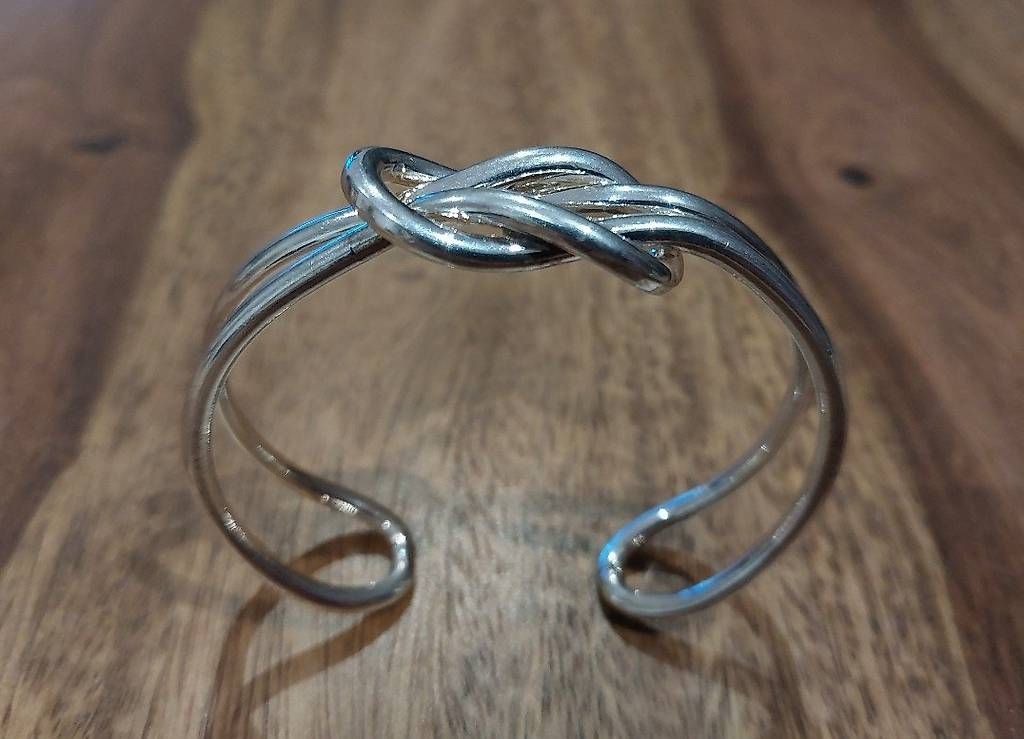Armbänder & -reifen: Bracelet Rigide "Double Noeud" Argent Massif 925. – Gebraucht aus VÉTROZ von UNIKATYPIK 2