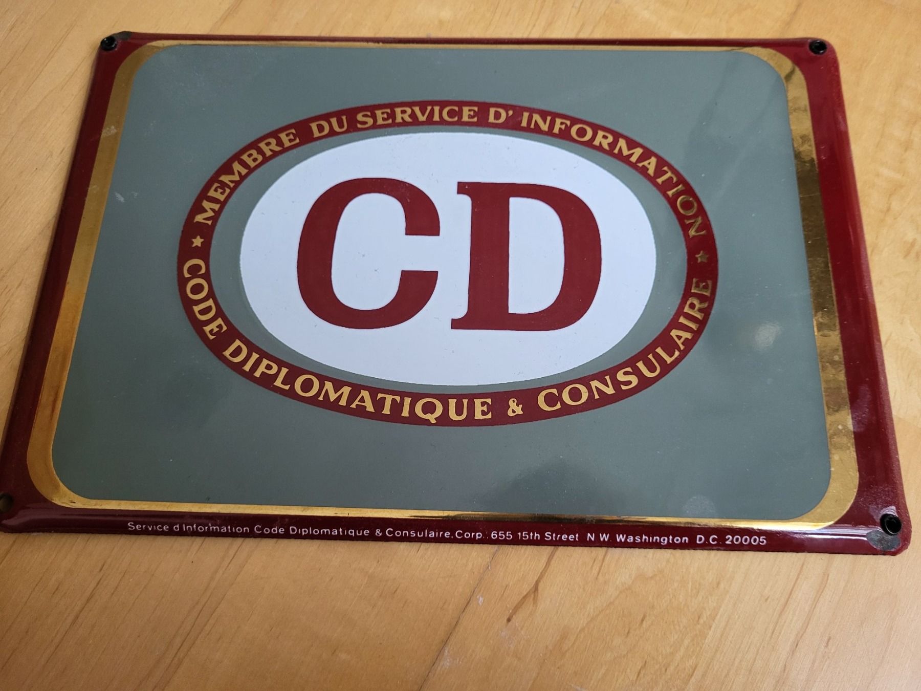 Insegne: CD Emailschild Diplomatique Consulaire – Usato da Zürich venduto da GYS