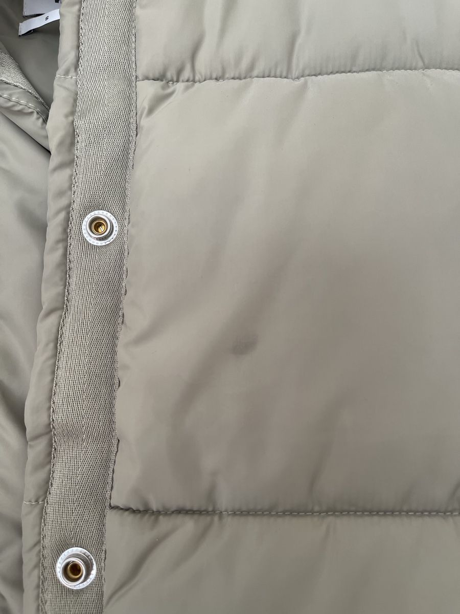 Bershka Gilet & Giacche senza maniche: Gilet Bershak – Usato da Ruggell venduto da a_w_mc7m 2
