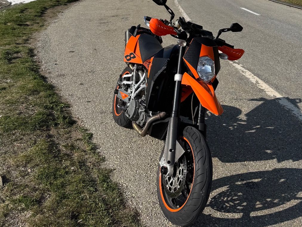 KTM Strada: KTM 950 Supermoto 2005 – Usato da Wilderswil venduto da zachbrowning 1