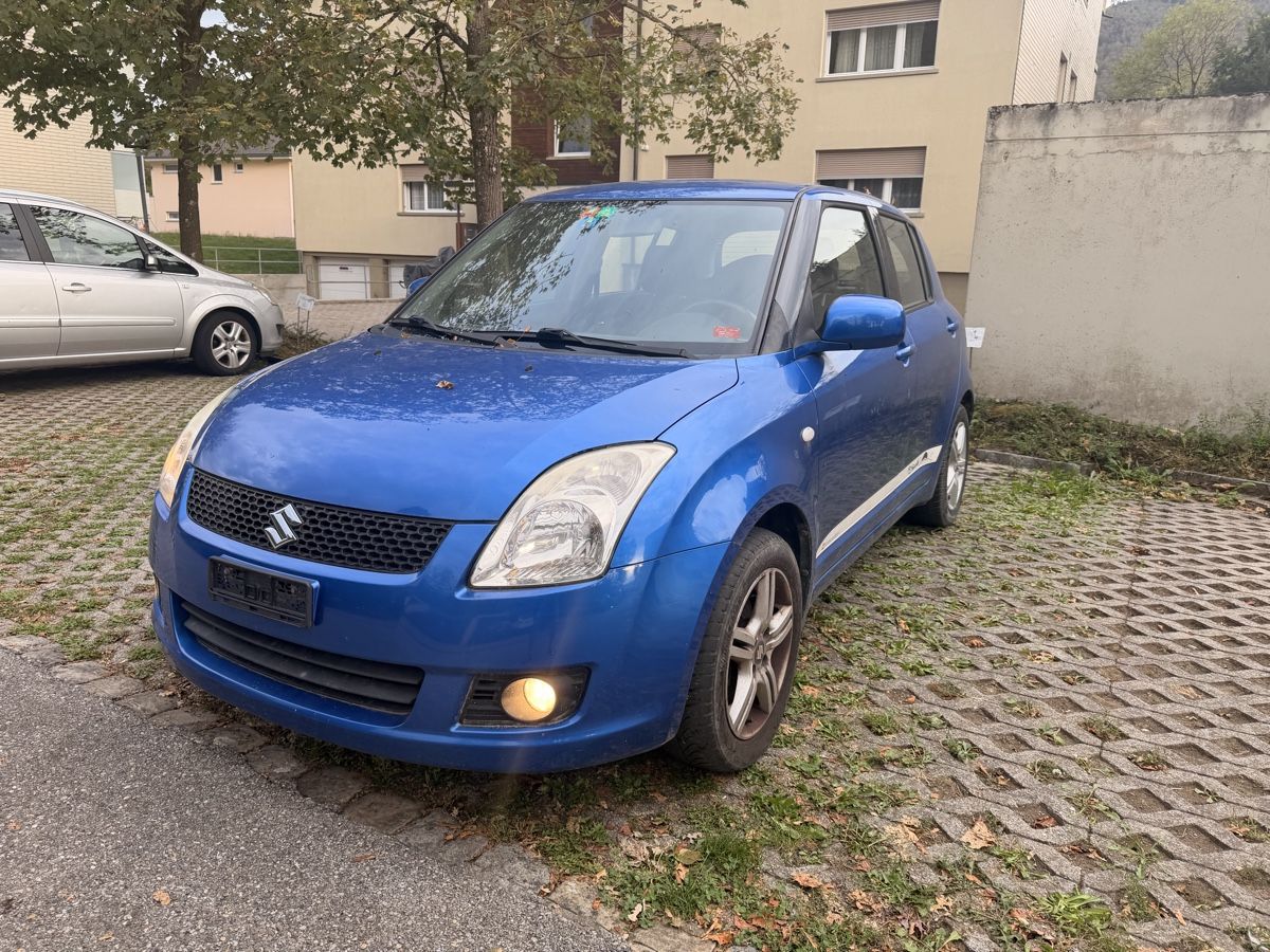 Suzuki Automobili: Suzuki Swift 4x4  1.3 i – Usato da Roggwil BE venduto da mun_hmx7 2