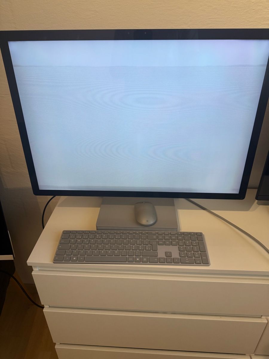 PCs: Microsoft Surface Studio 2 i7 32GB RAM Defekt – Défectueux à Cham par Svetlana30 2